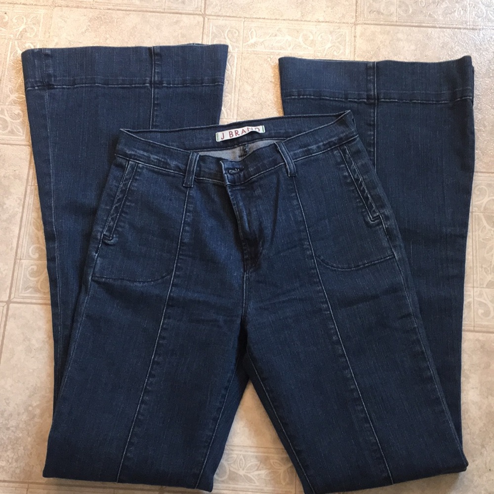 Barely worn, a little too long for me.